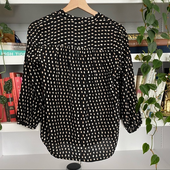 SOLD - Madewell blouse 100% Silk - Picture 2 of 8